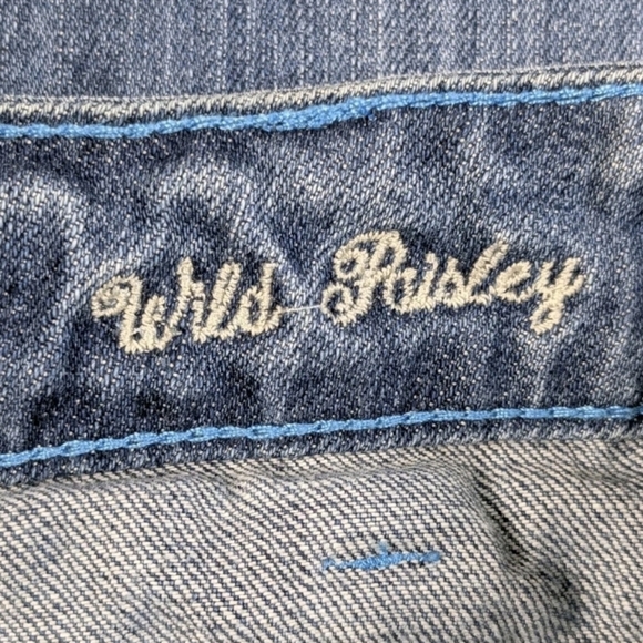 Cowgirl Tuff Company Womens 33x35 (37x35) Wild Paisley Embroidered Jeans - Picture 11 of 13